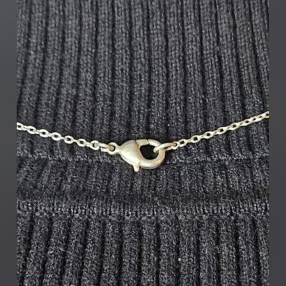 Silvertone Pink Rhinestone Circle Pendant Necklace – Minimalist Sparkle - Picture 6 of 6